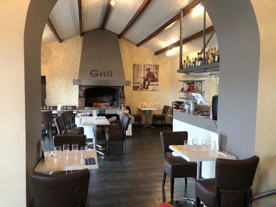Restaurant Le Cellier salle 2 CAFE DE LA PLAGE_1