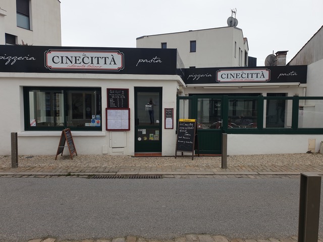 LA CINECITTA